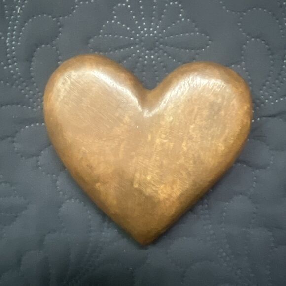 Hand Carved Grain Wood Heart Shaped Solid Gift Love Valentine Decor Brown Weight - Picture 2 of 4